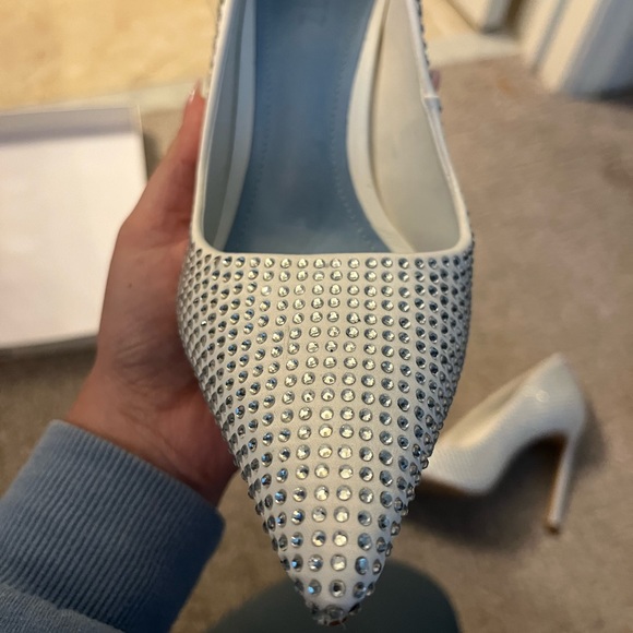 Schutz Lou Crystal pump in Satin Glam/White Bide Bridal Bachelorette - Picture 6 of 9